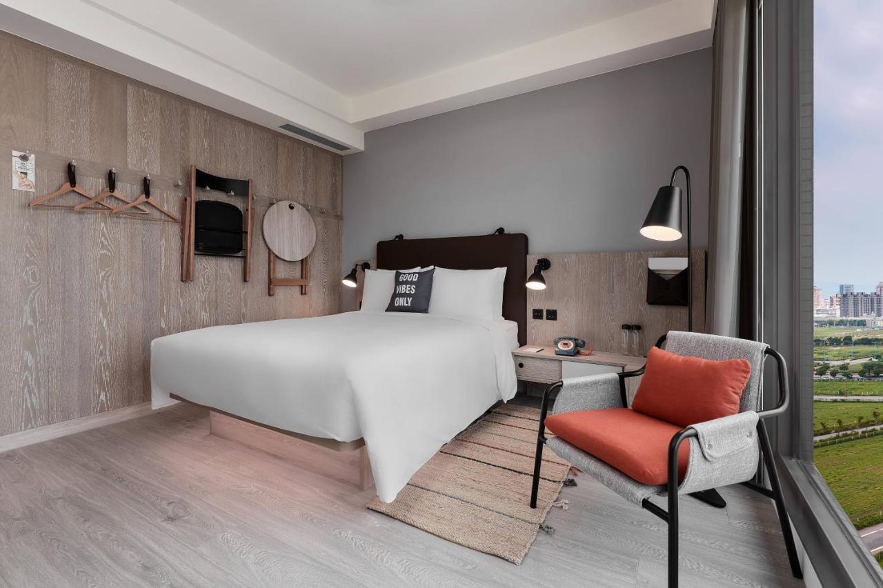 Moxy Taichung Hotel Ngoại thất bức ảnh